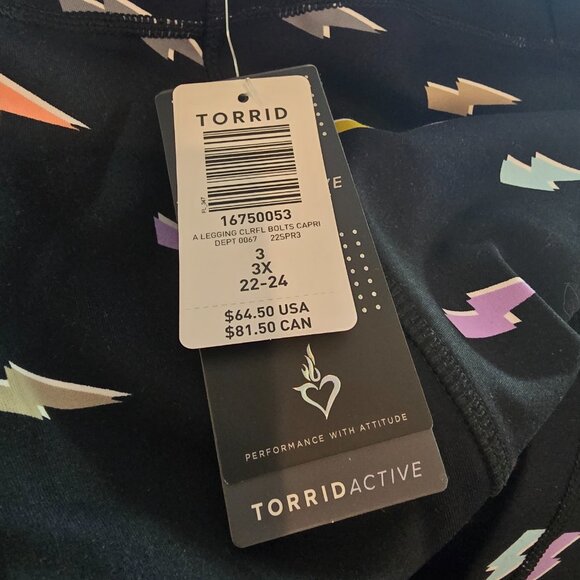 TORRID ACTIVE - WOMEN'S SIZE 3X - CAPRI LEGGINGS - WORKOUT - BNWT - LIGHTNING - Picture 6 of 7